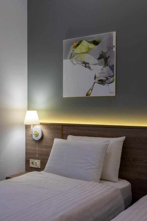 Four Rooms City Kharkiv Exterior photo